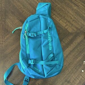 Patagonia Atom 8L Sling Backpack